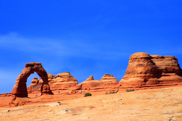 Delicate Arch - Lower view